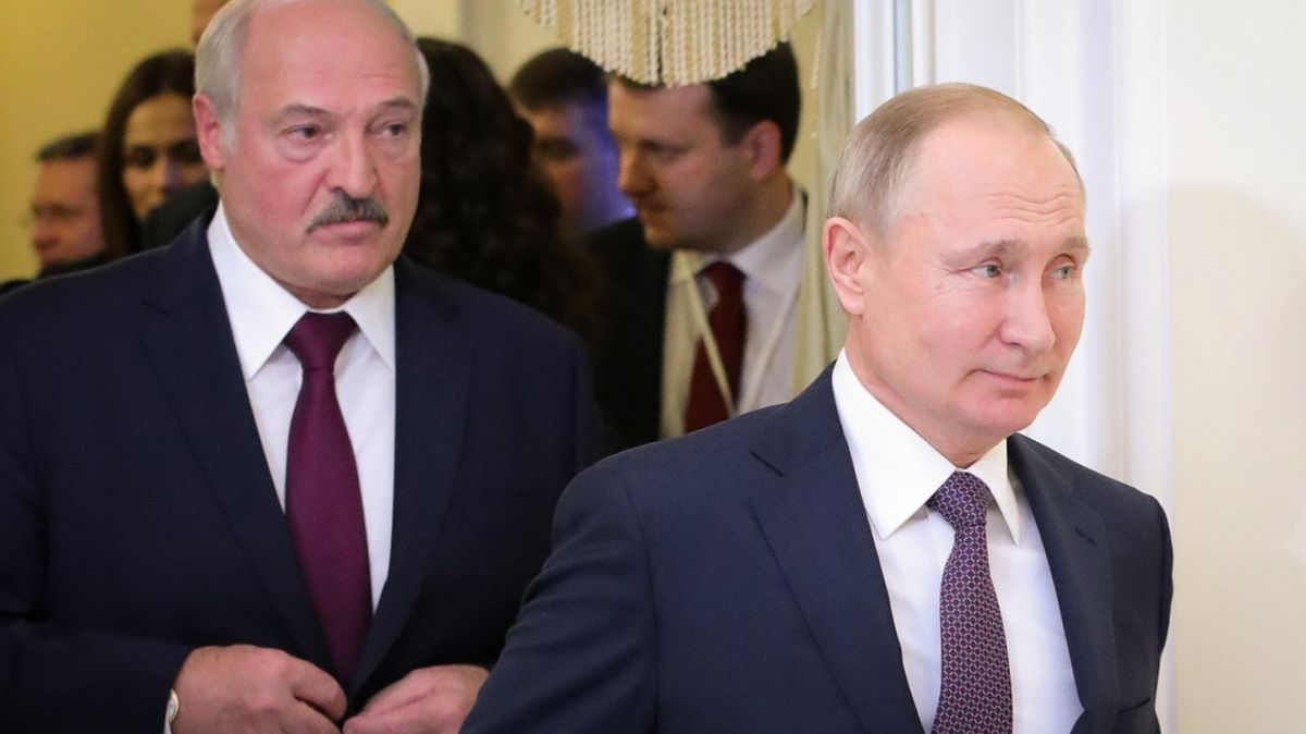 Pobaltí proti Lukašenkovi. Bojíme se opakování srpna 68, říká novinář